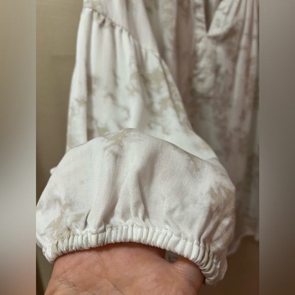 Eddie Bauer 100% Lyocell Boho Peasant Blouse – Soft Neutral Tie Dye, Women’s XL - Picture 2 of 8